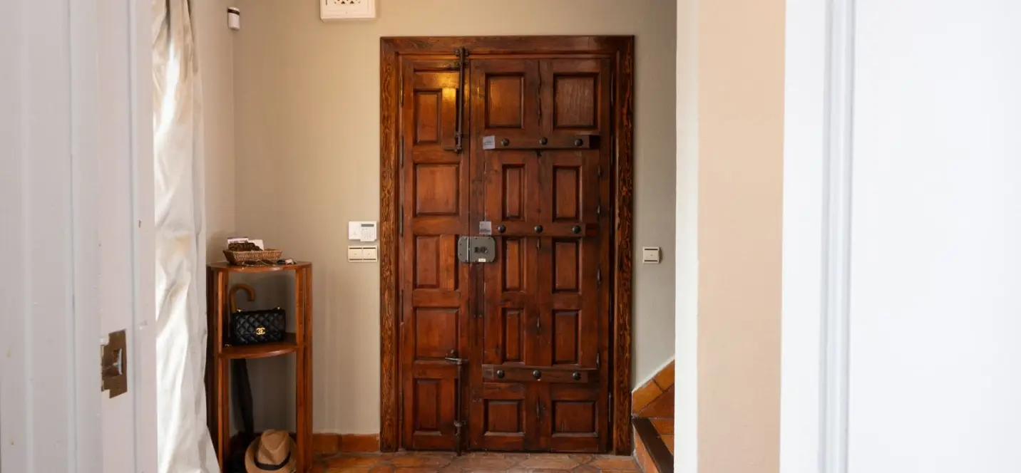 Sale of townhouse in The Golden Mile 1