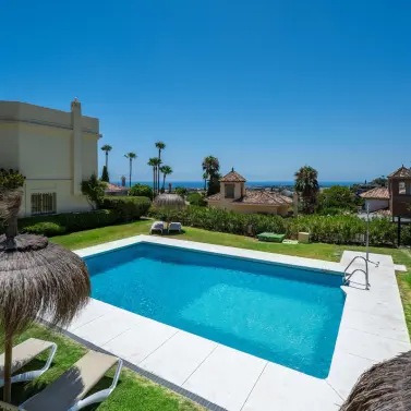 Sale of townhouse in La Quinta