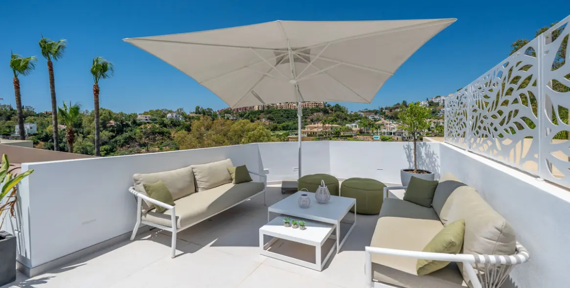 Sale of townhouse in La Quinta 2