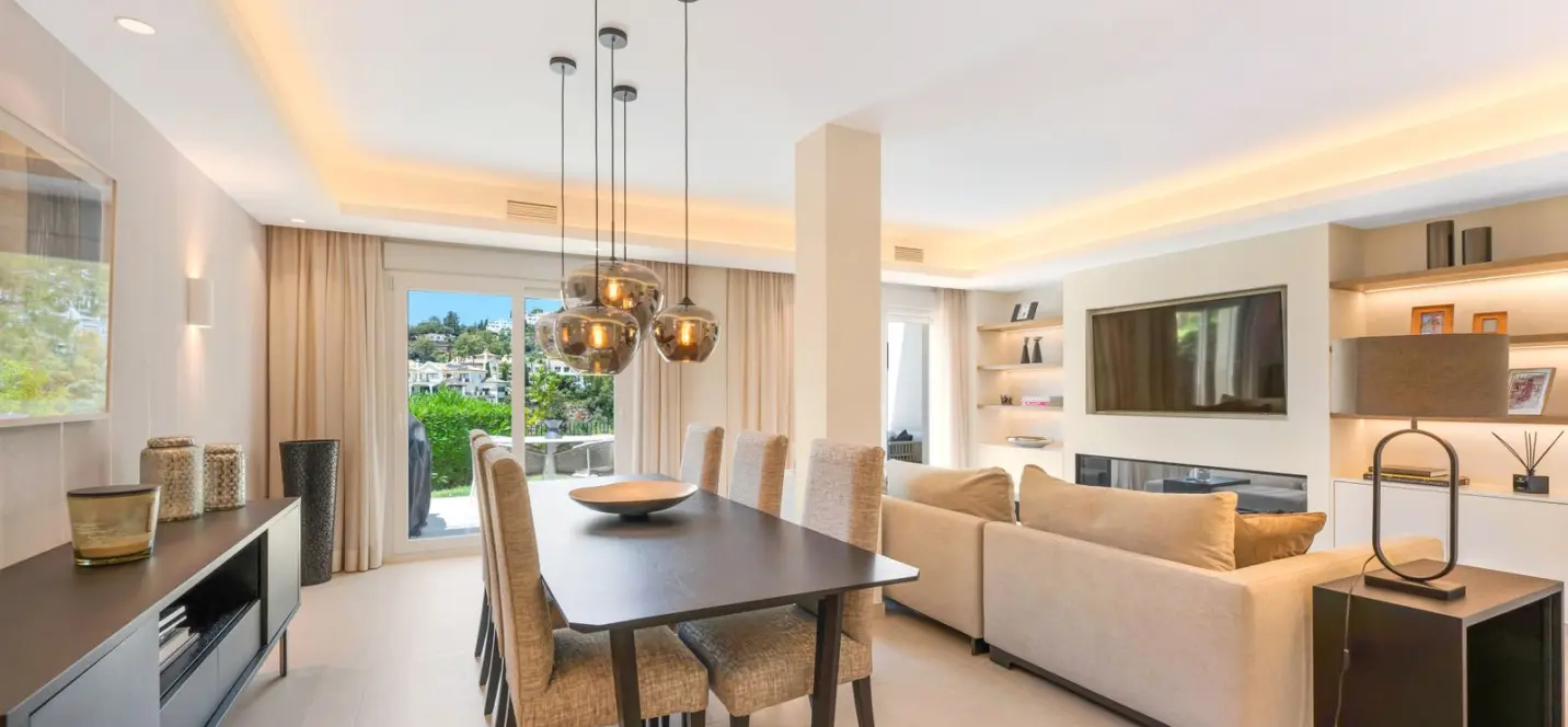 Sale of townhouse in La Quinta 2