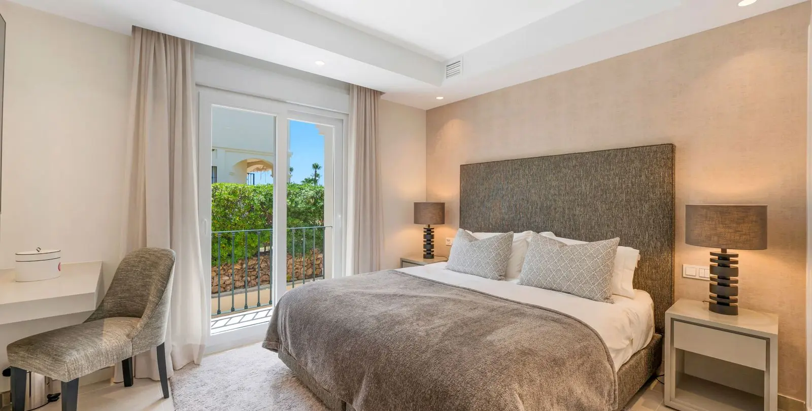 Sale of townhouse in La Quinta 21