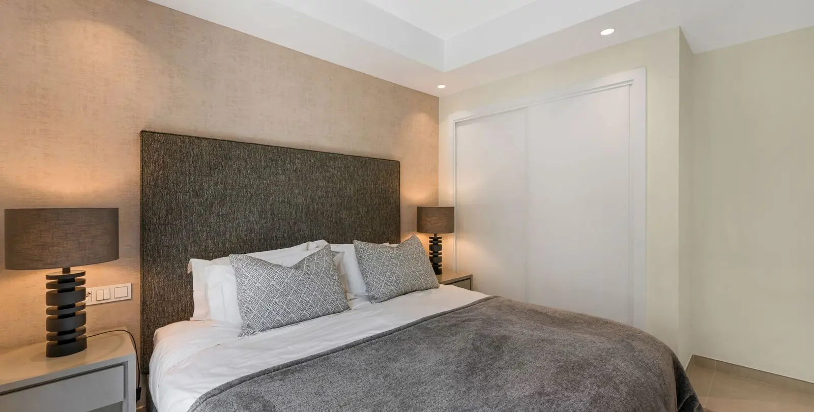 Sale of townhouse in La Quinta 22
