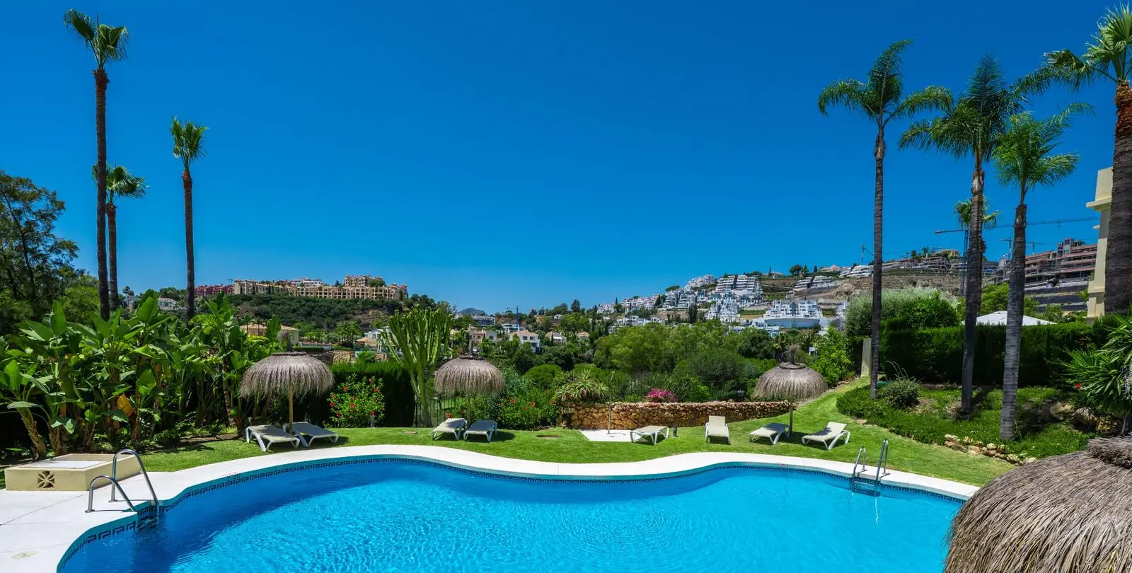 Sale of townhouse in La Quinta 30