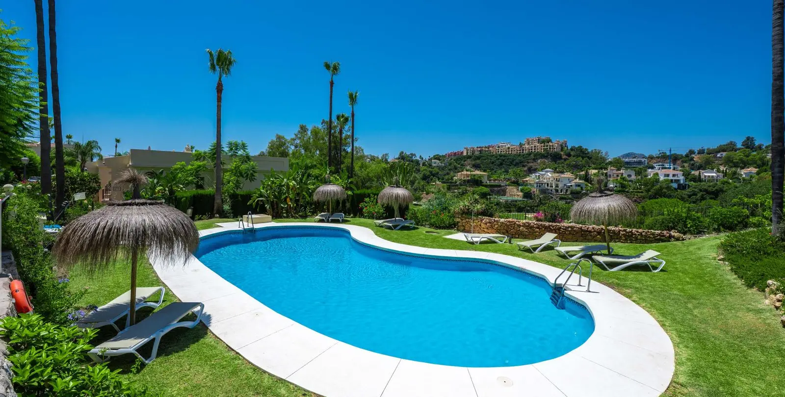 Sale of townhouse in La Quinta 31