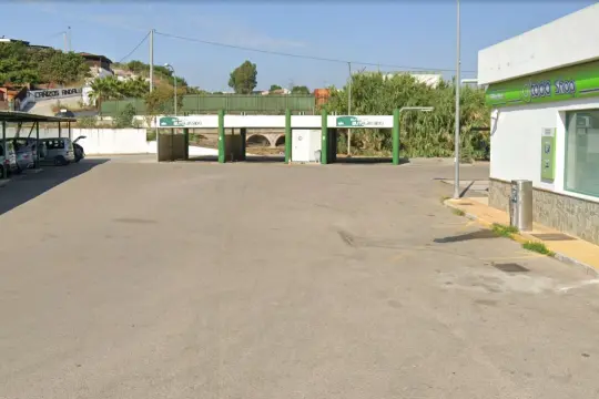 Image 4 thumb