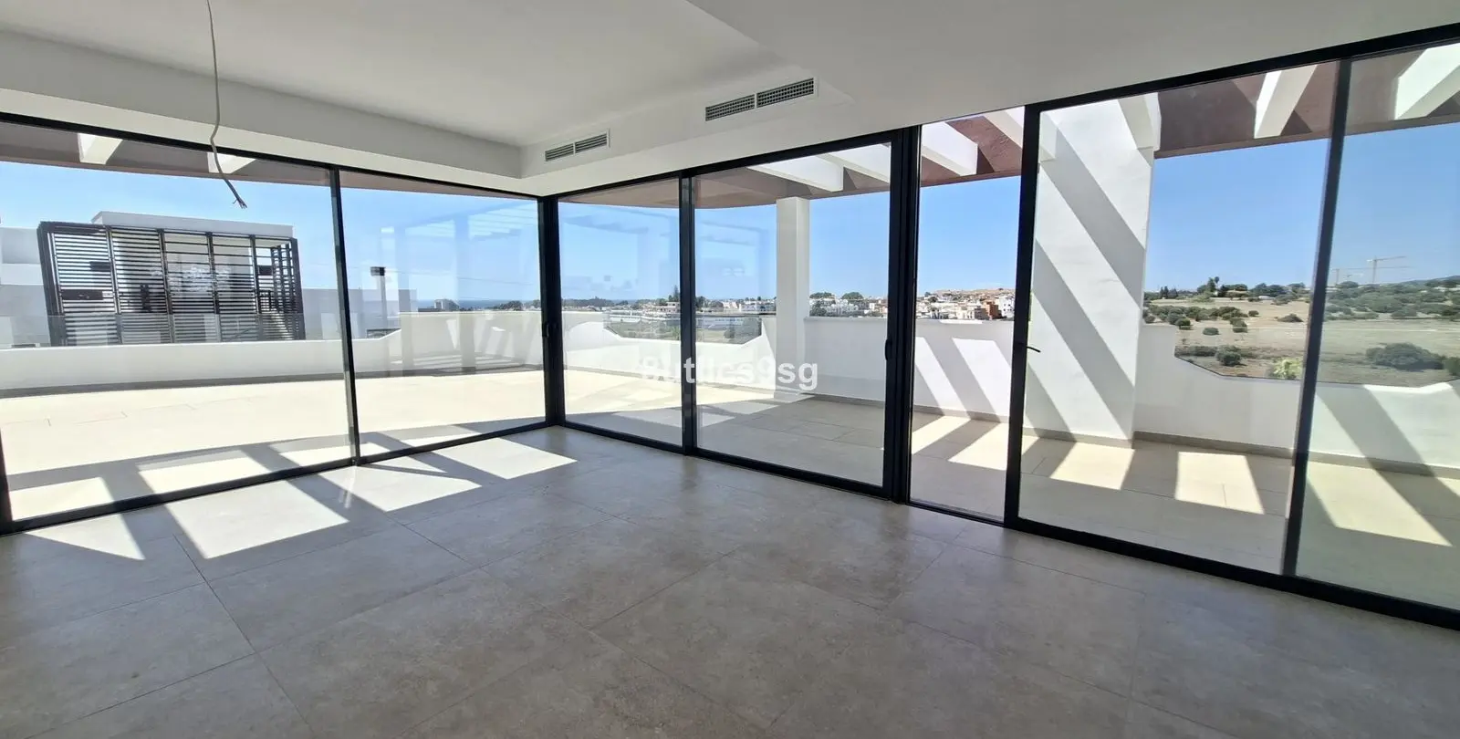 Продажа пентхауса в Estepona 5