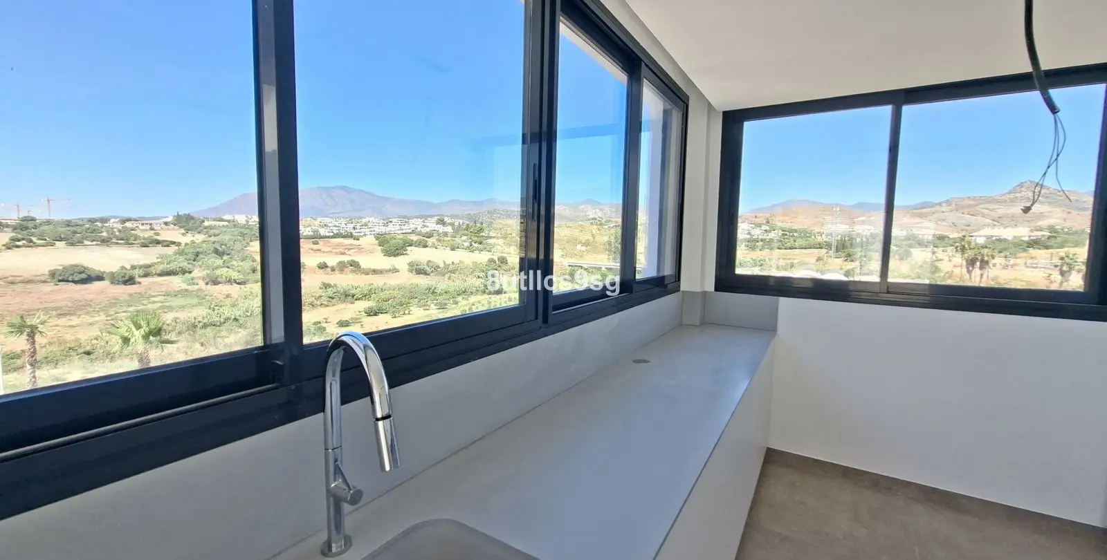 Продажа пентхауса в Estepona 15