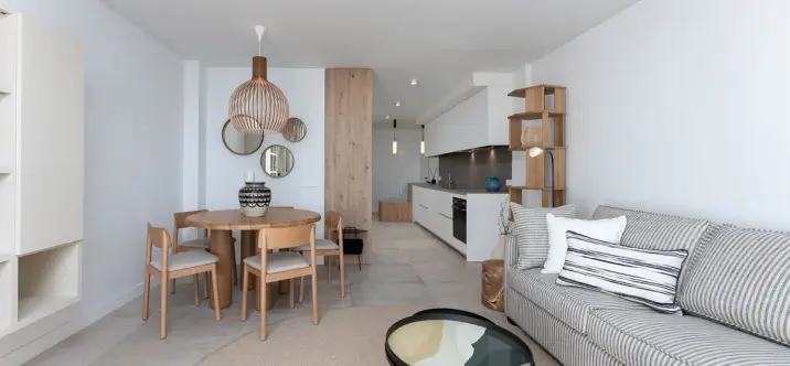 Venta de ático dúplex en Calahonda 4