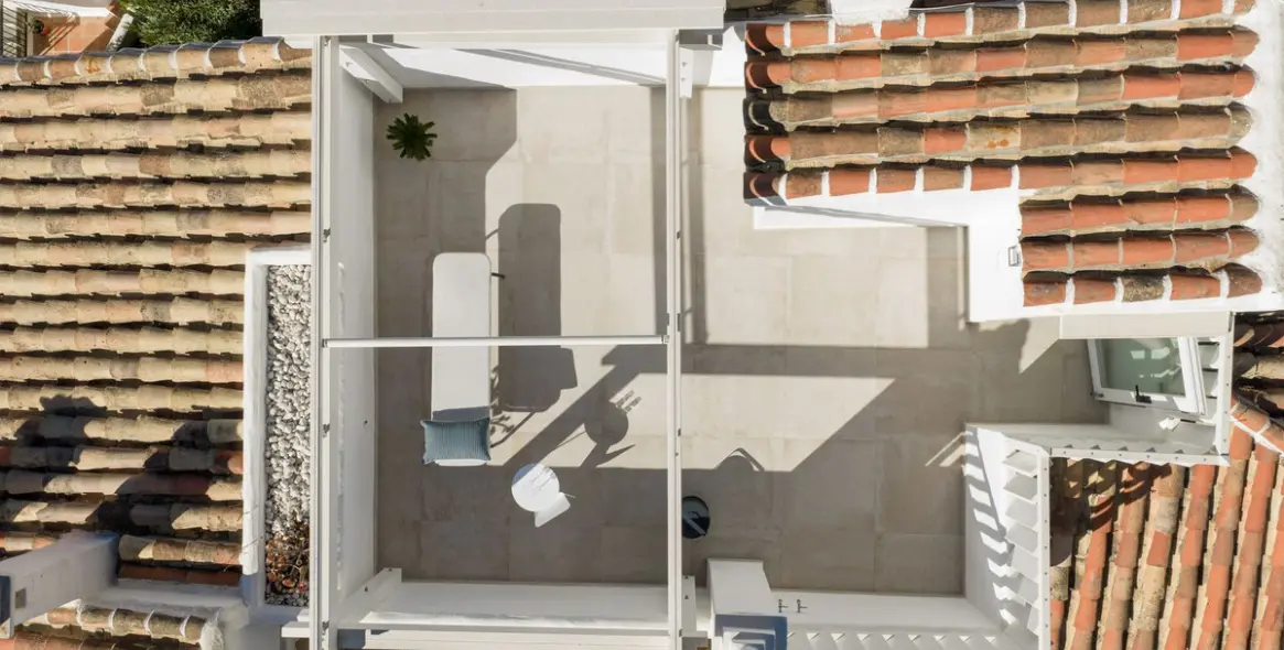 Venta de ático dúplex en Calahonda 40