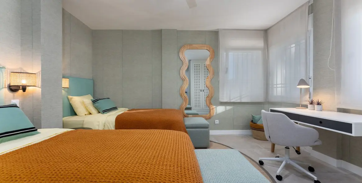 Sale of penthouse duplex in Calahonda 22