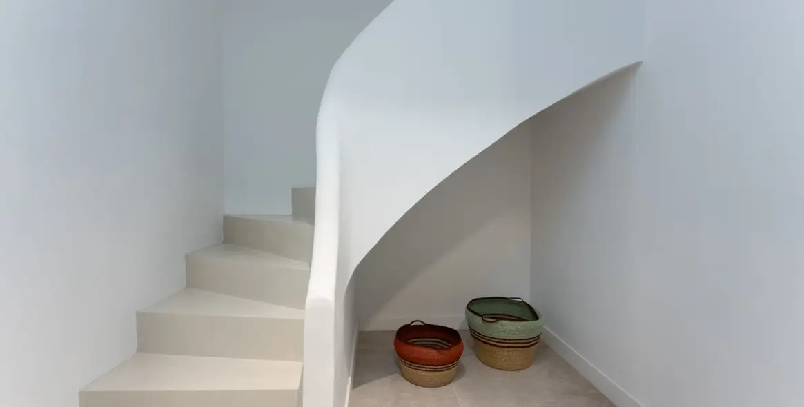 Sale of penthouse duplex in Calahonda 25