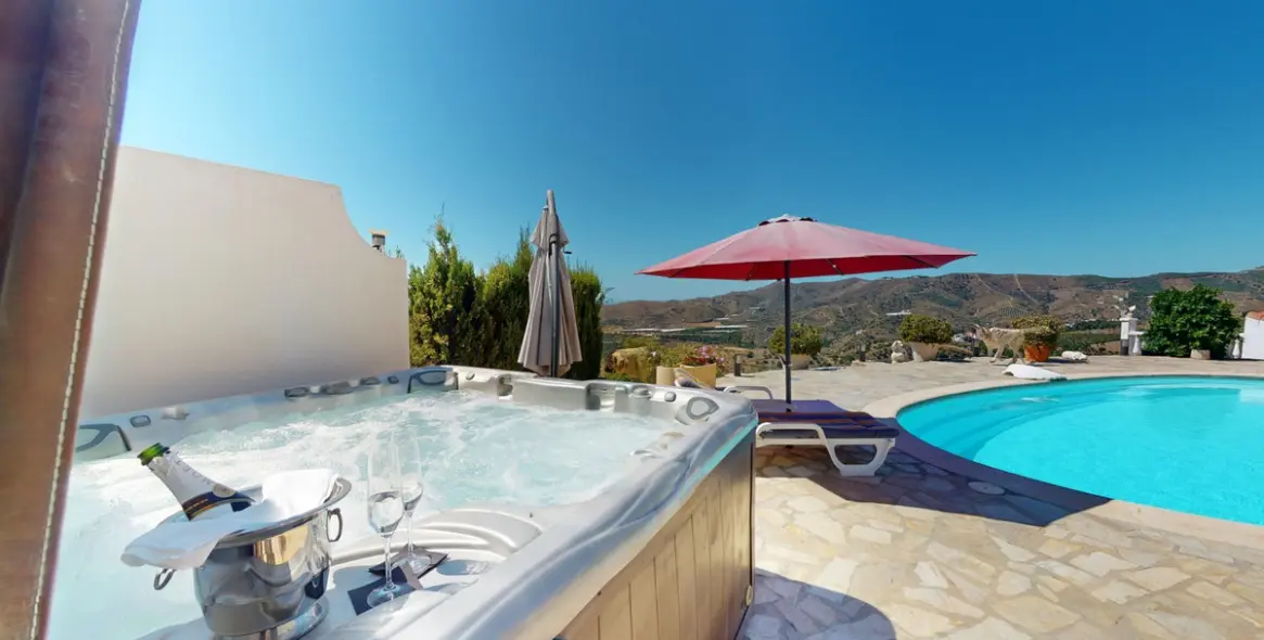 Venta de villa independiente en Costa del Sol East 2