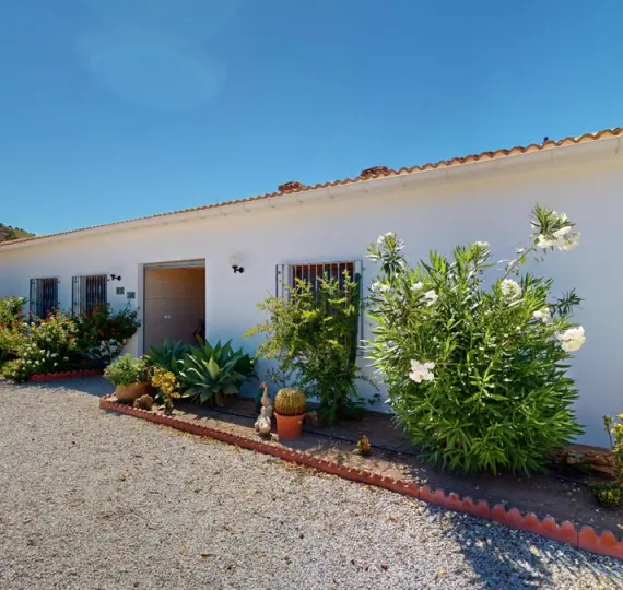 Villa independiente R4776805