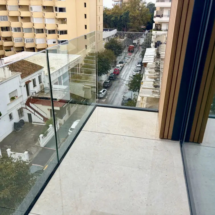 Sale of middle floor apartment in Marbella