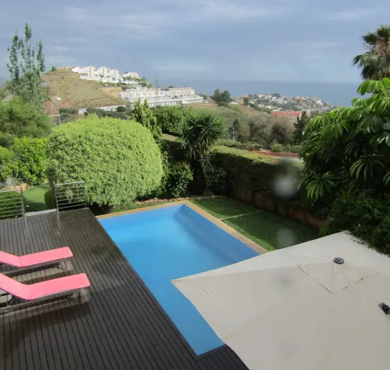 Detached villa R5052238