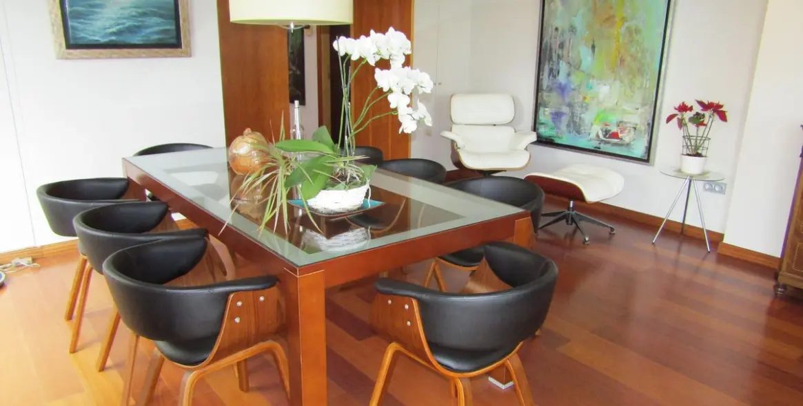 Sale of detached villa in Málaga Este 10