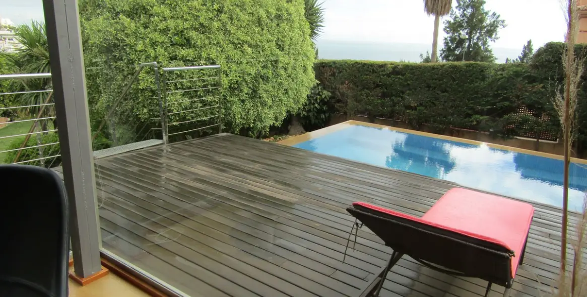 Sale of detached villa in Málaga Este 14