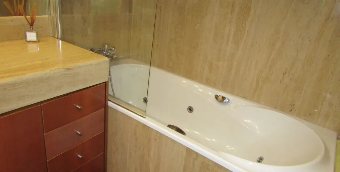 Sale of detached villa in Málaga Este 20