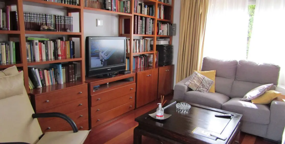 Sale of detached villa in Málaga Este 21
