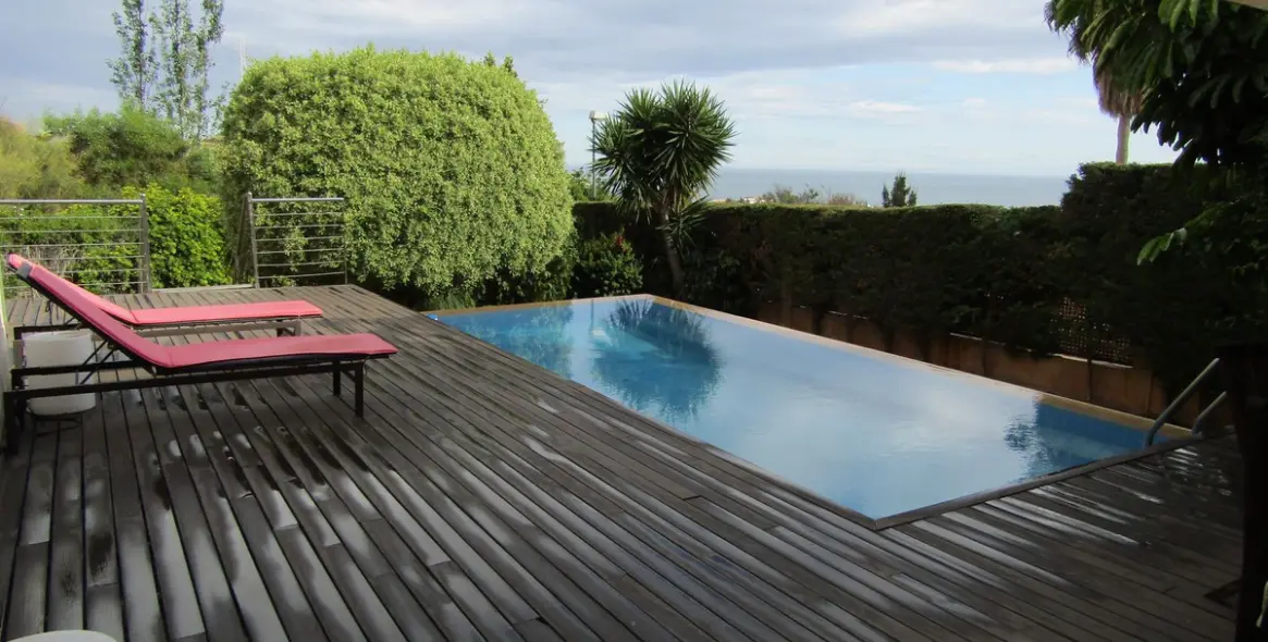 Sale of detached villa in Málaga Este 23