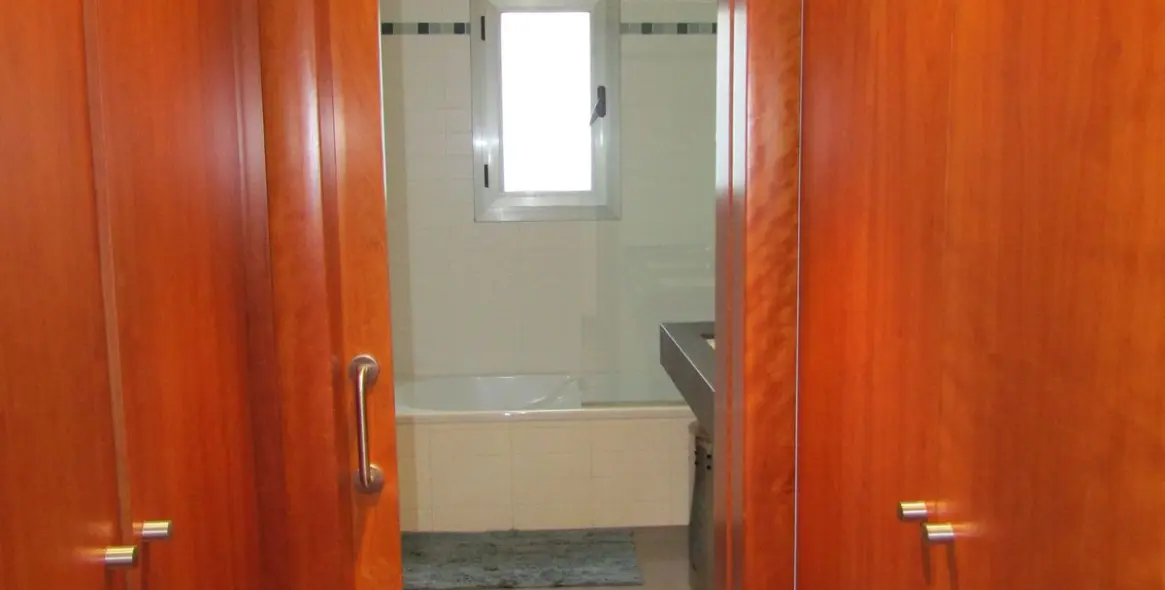 Sale of detached villa in Málaga Este 42