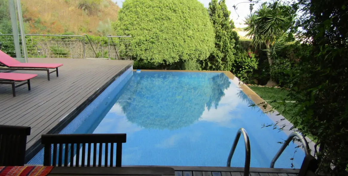 Sale of detached villa in Málaga Este 58