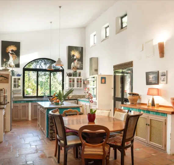 Venta de finca - cortijo en Casares