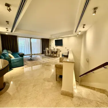 Venta de apartamento en planta baja en San Pedro de Alcántara