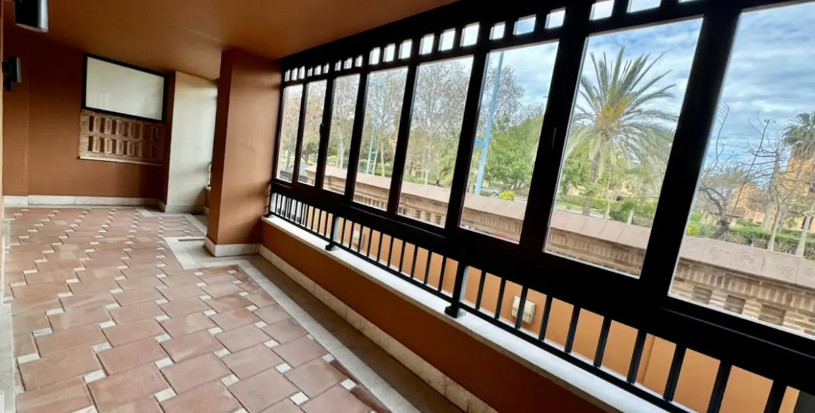 Venta de apartamento en planta baja en San Pedro de Alcántara 18