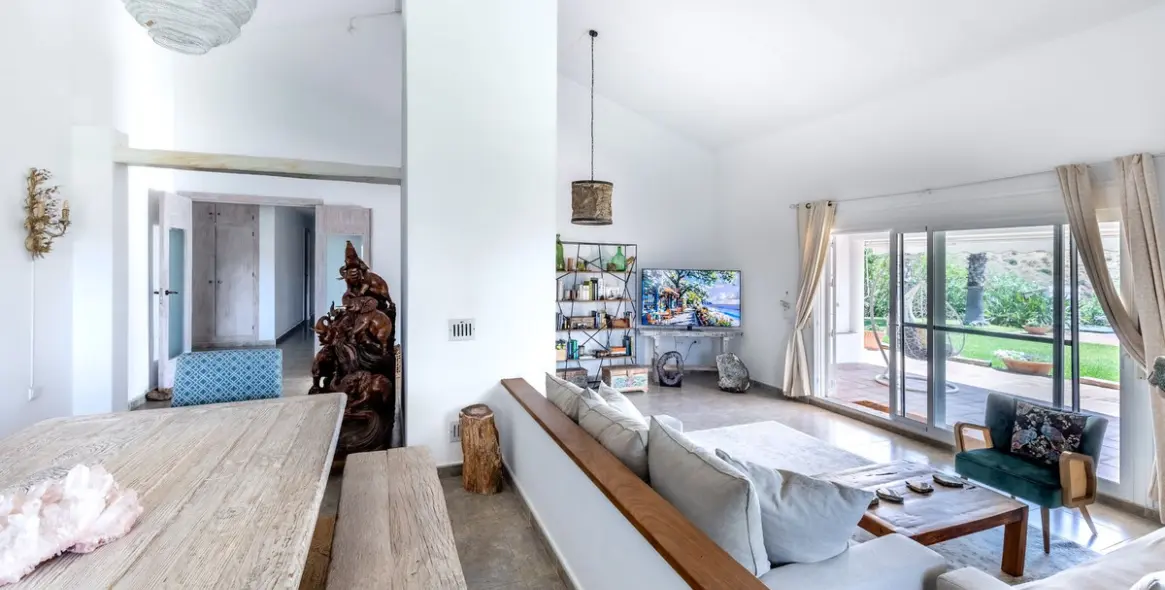 Продажа  отдельно стоящей виллы в Alhaurín el Grande 11