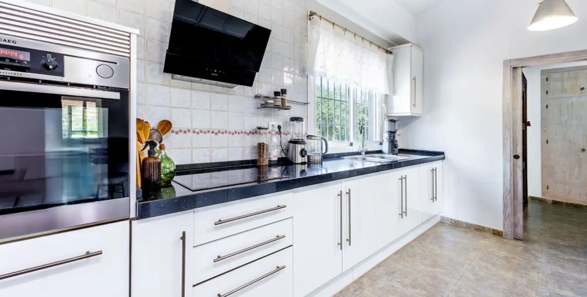 Продажа  отдельно стоящей виллы в Alhaurín el Grande 15