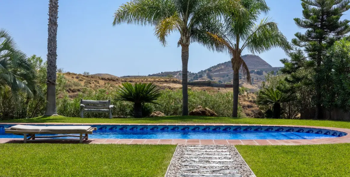 Продажа  отдельно стоящей виллы в Alhaurín el Grande 7