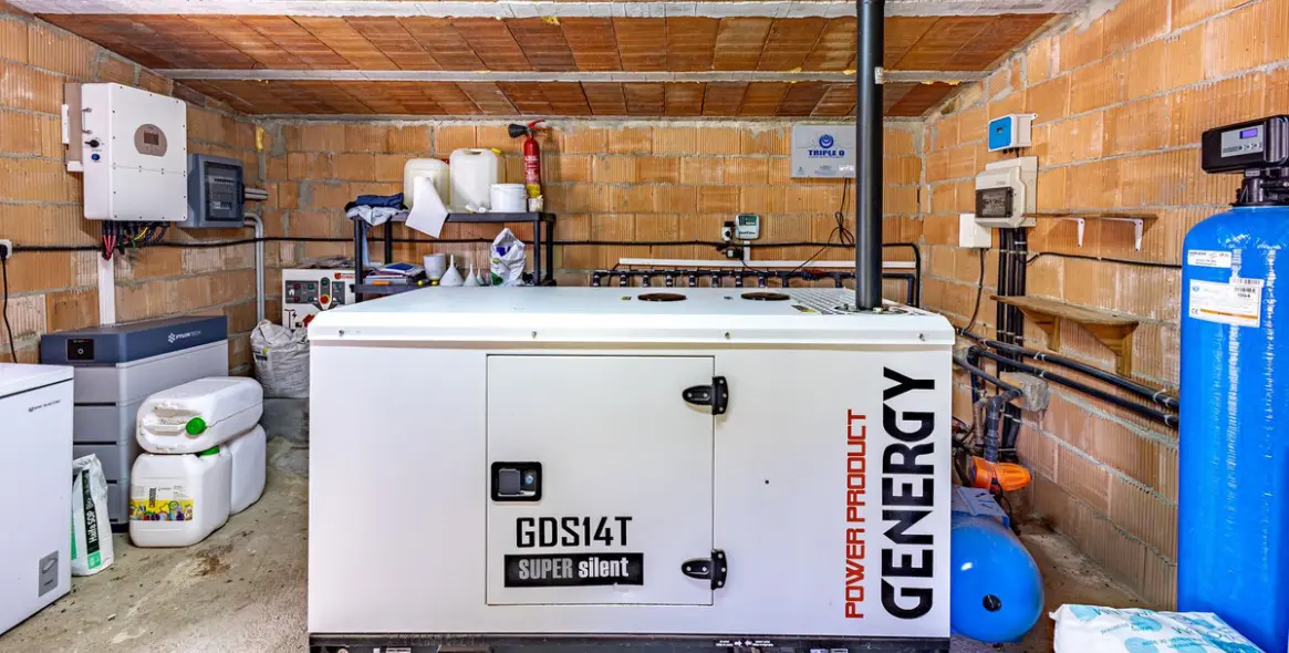 Продажа  отдельно стоящей виллы в Alhaurín el Grande 39