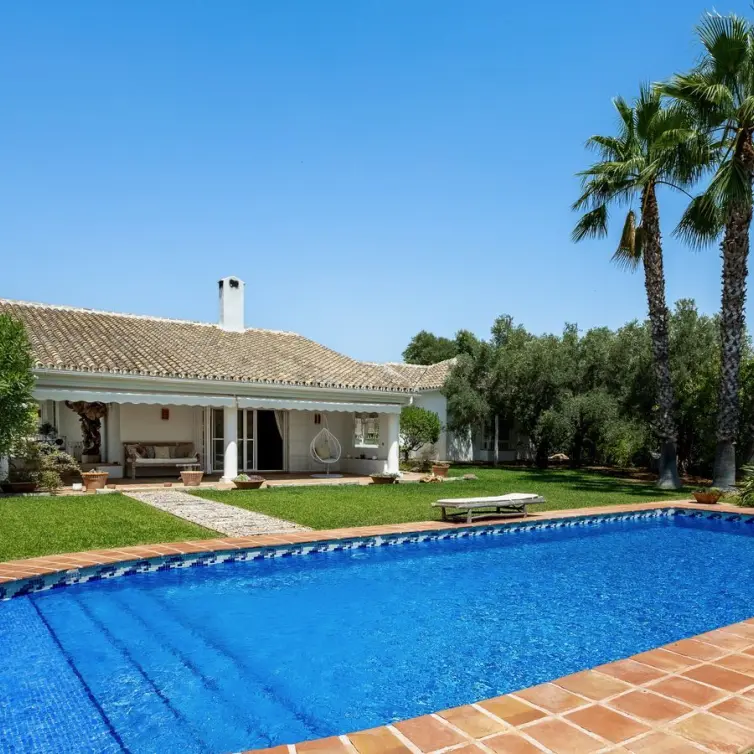 Venta de villa independiente en Alhaurín el Grande