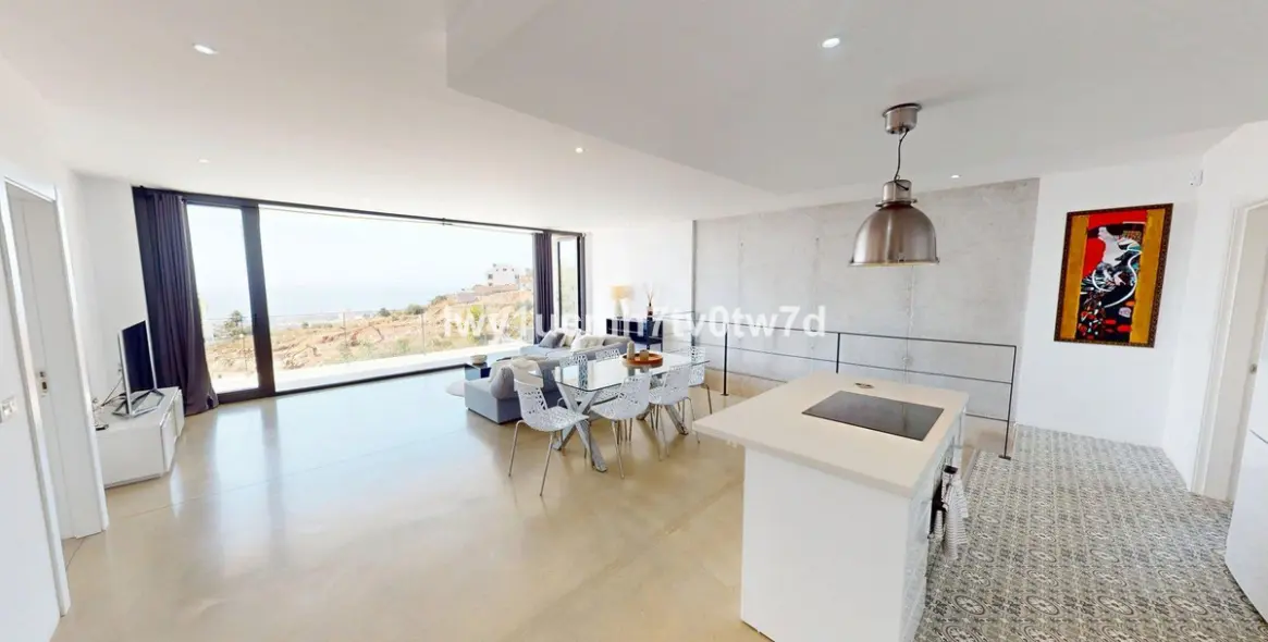 Sale of detached villa in Benalmadena 11