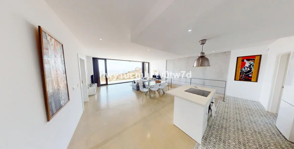 Sale of detached villa in Benalmadena 12