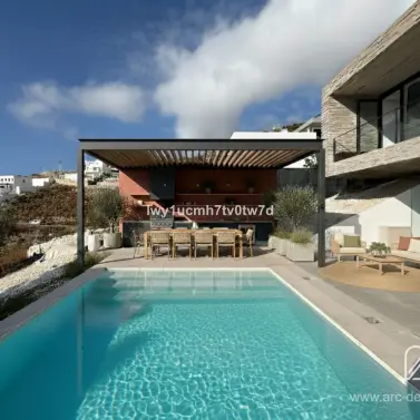 Sale of detached villa in Benalmadena