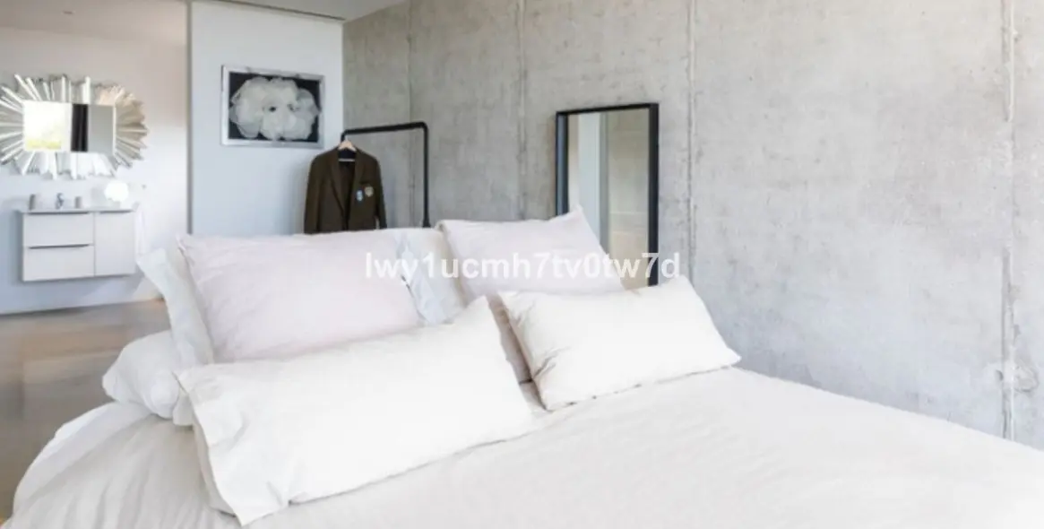Sale of detached villa in Benalmadena 11