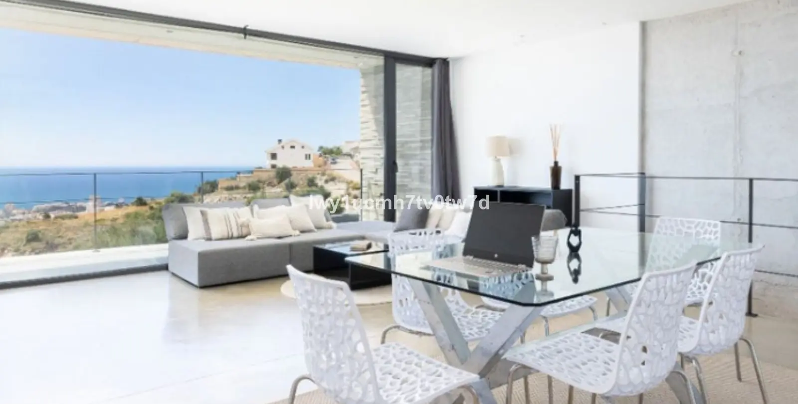 Продажа  отдельно стоящей виллы в Benalmadena 10