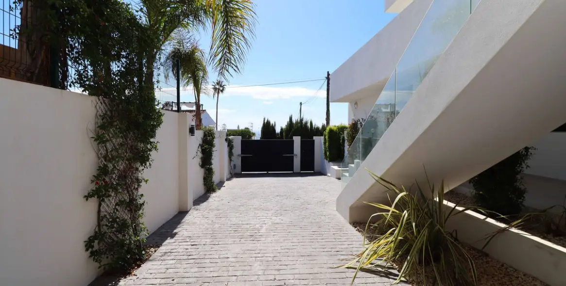 Venta de villa independiente en La Cala de Mijas 30