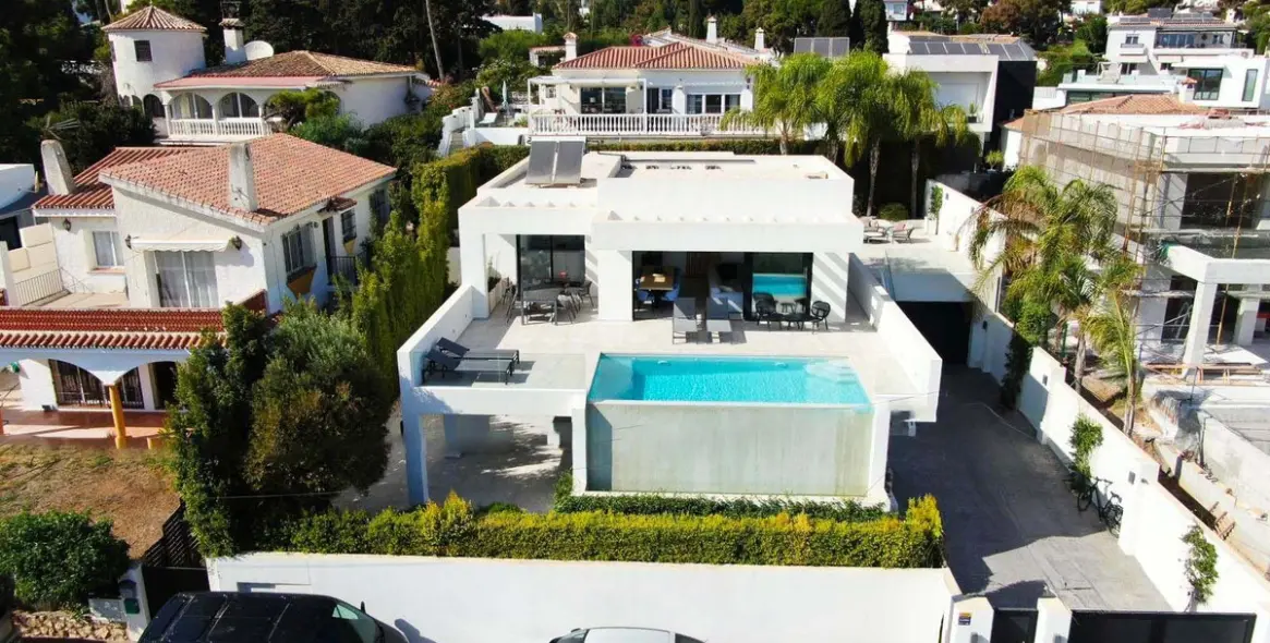 Venta de villa independiente en La Cala de Mijas 32