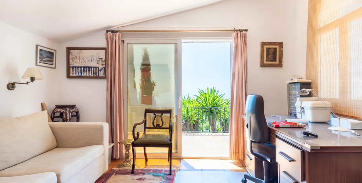 Sale of detached villa in Mijas 11