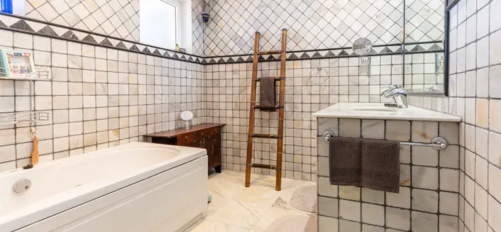 Sale of detached villa in Mijas 3