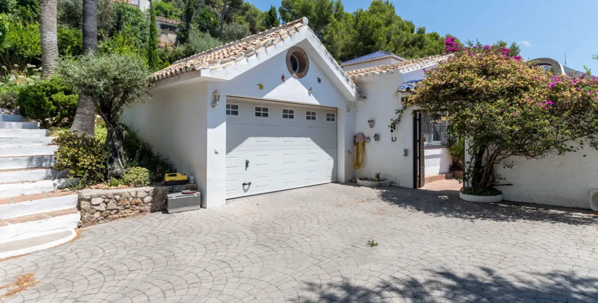 Продажа  отдельно стоящей виллы в Mijas 14