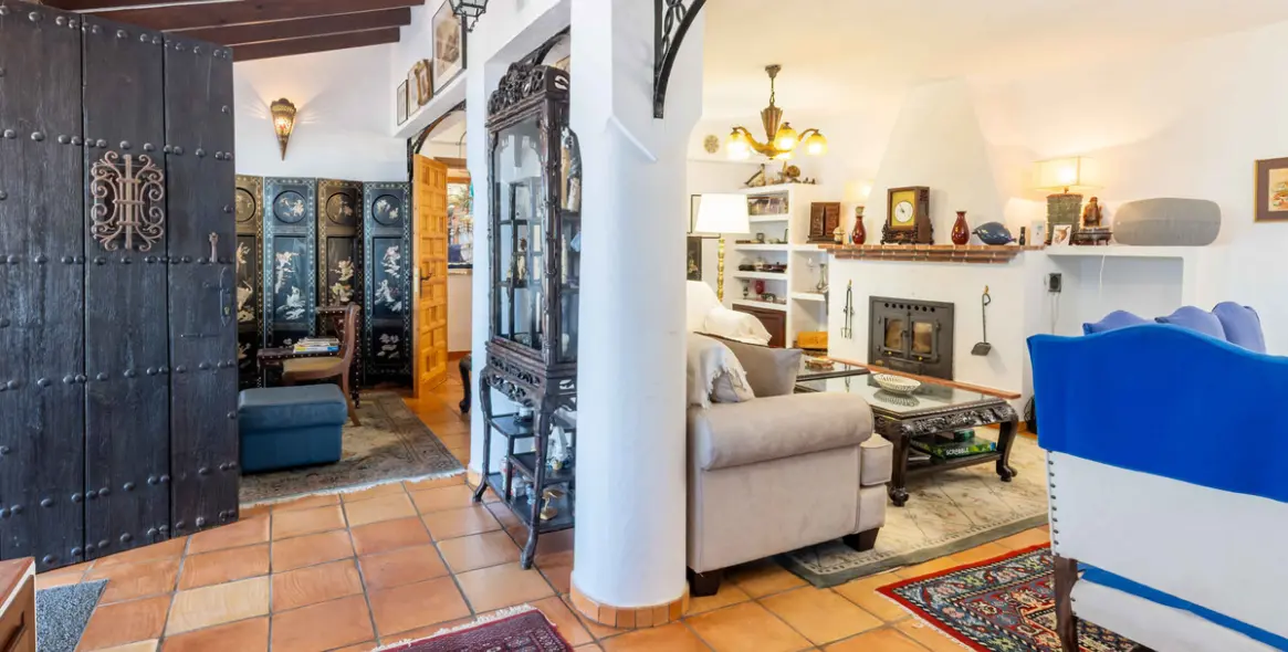 Продажа  отдельно стоящей виллы в Mijas 21