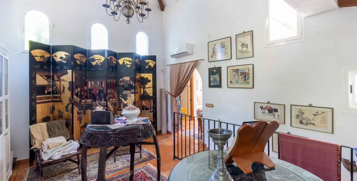 Продажа  отдельно стоящей виллы в Mijas 35