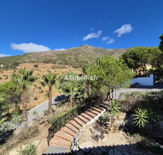 Venta de villa independiente en Valtocado