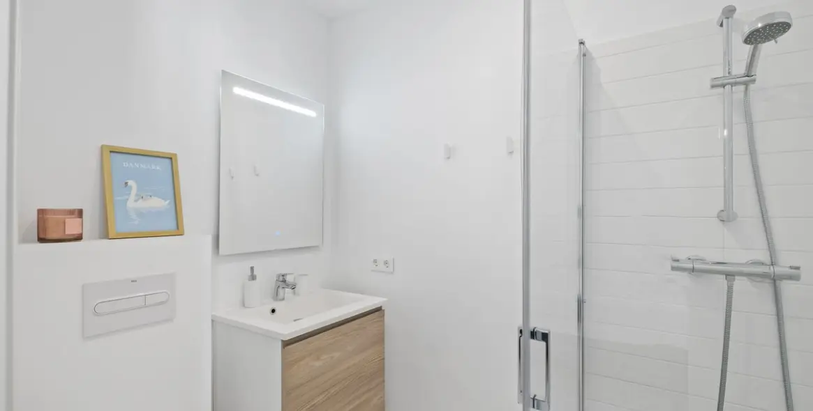 Sale of detached villa in Cerros del Aguila 10