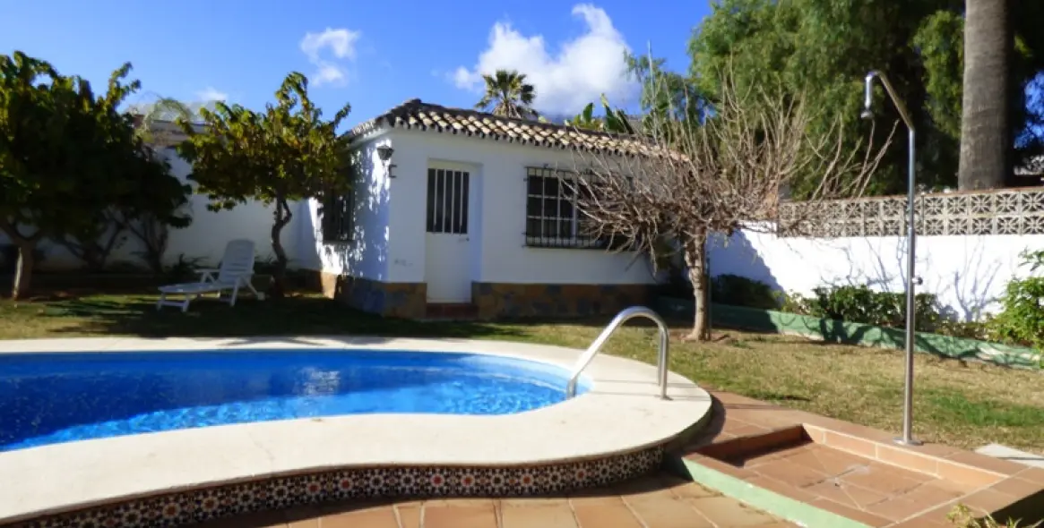 Sale of detached villa in Marbella 14