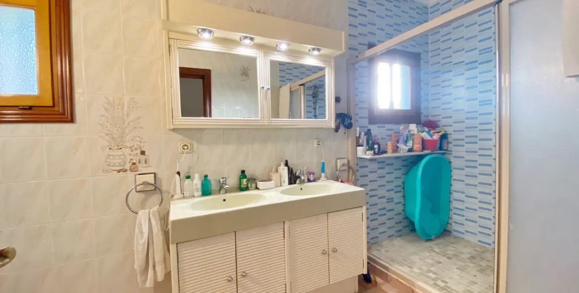 Sale of detached villa in Marbella 15